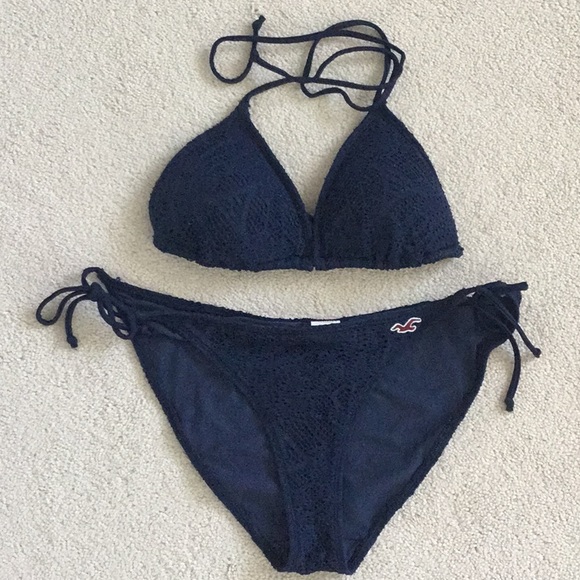 HOLLISTER Swimming bikinis 👙 - Picture 1 of 3